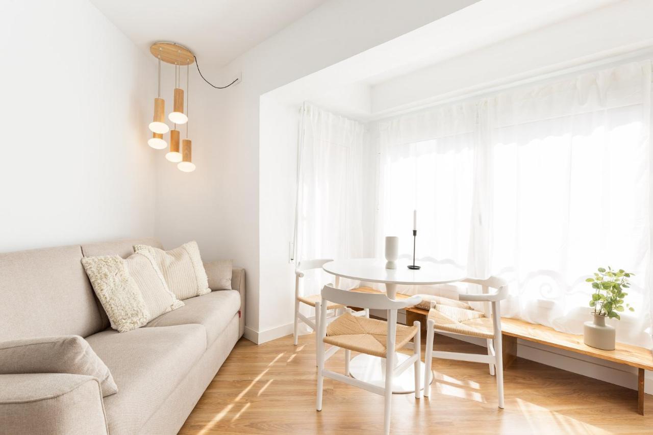 Wow Apartments By Olala Homes L'Hospitalet de Llobregat Dış mekan fotoğraf