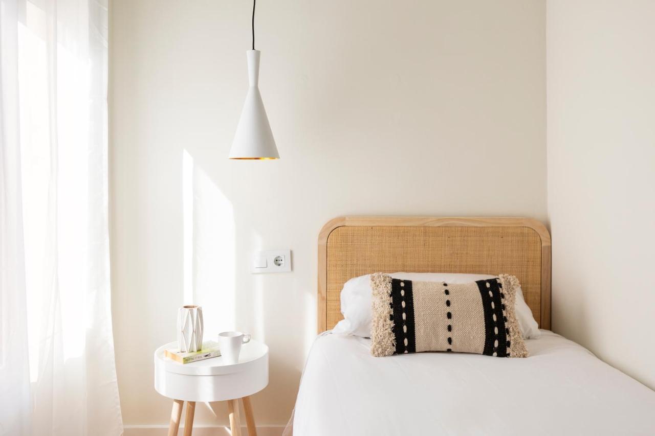 Wow Apartments By Olala Homes L'Hospitalet de Llobregat Dış mekan fotoğraf